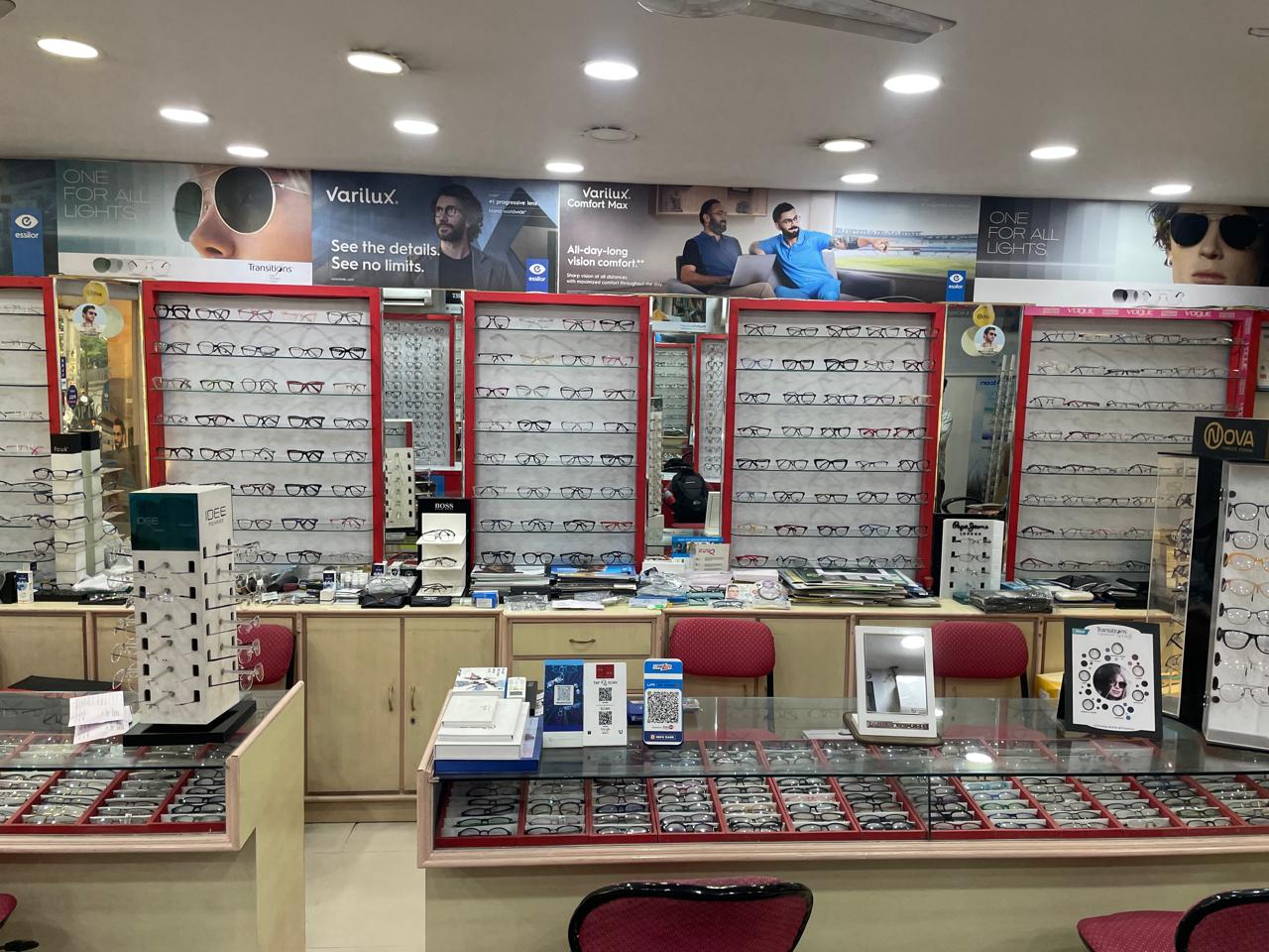 Extensive Frames Gallery